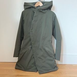 Nau Waterproof poly-fill assymetric zip hooded coat